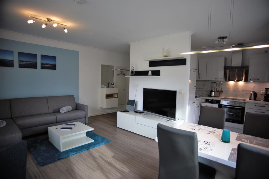 Haus Passat - Ferienwohnungen Ostseebad Nienhagen Exteriör bild